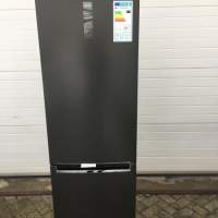 Lg + SAMSUNG Koel-vries combi / Neue Kühl- Gefrierkombinationen